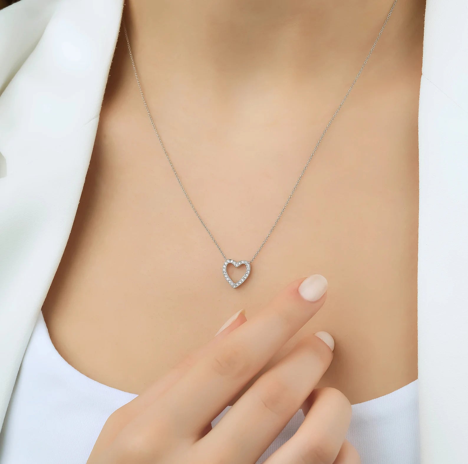 14K Solid White Gold Dainty Diamond Heart Necklace
