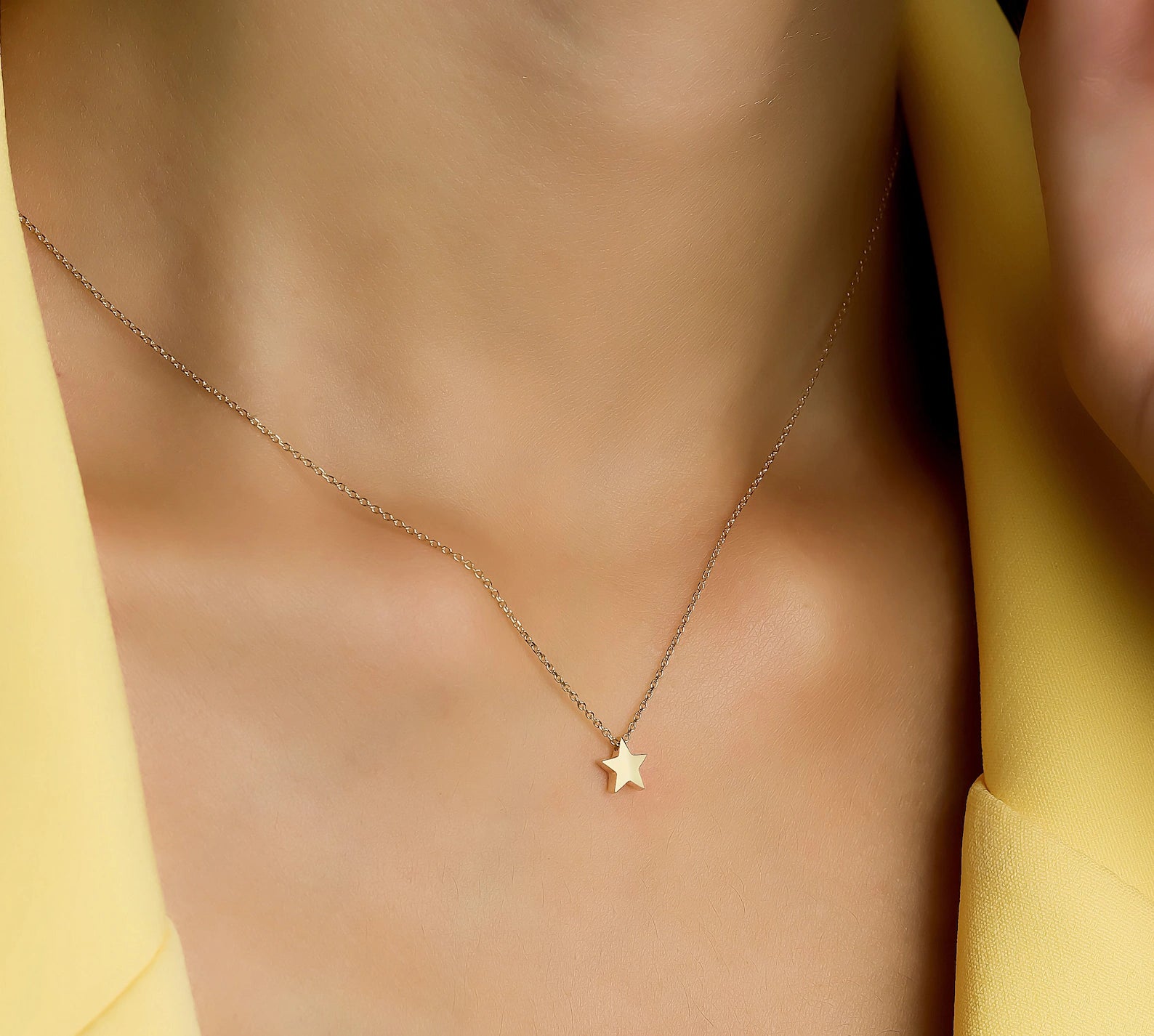 14K Solid Yellow Gold Minimalist Star Necklace