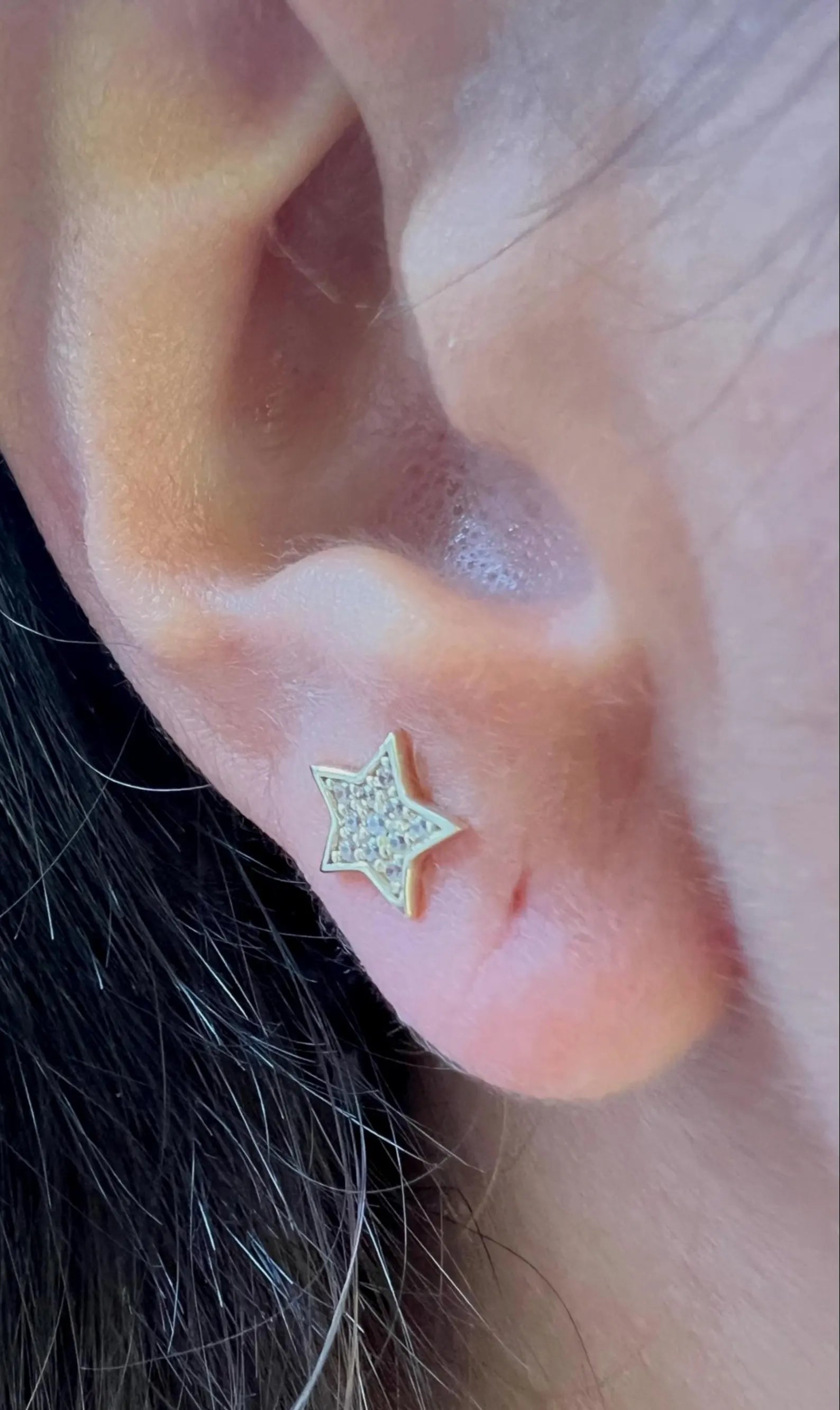 14K Yellow Gold Minimalist Star Earrings