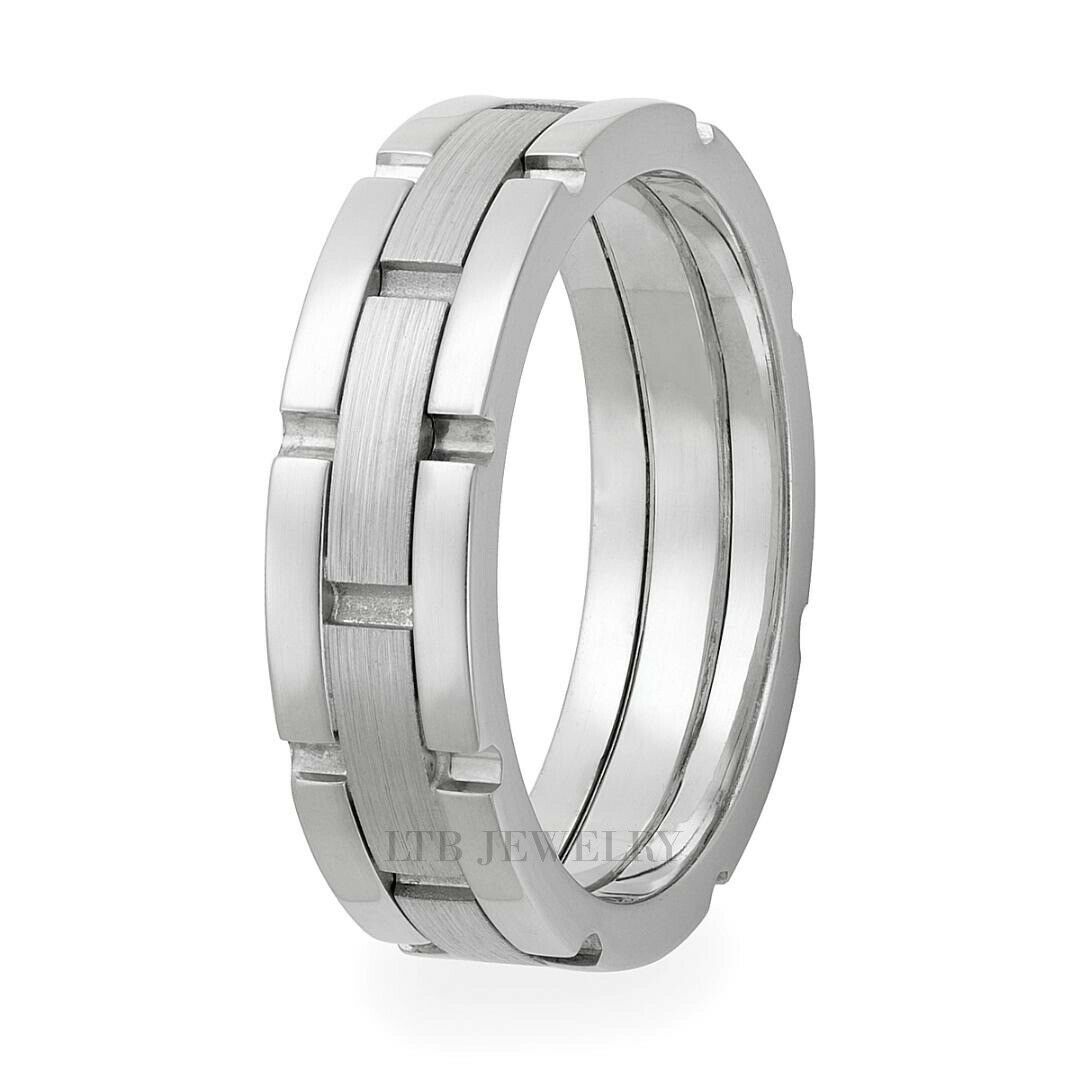 Bague de mariage faite à la main en platine