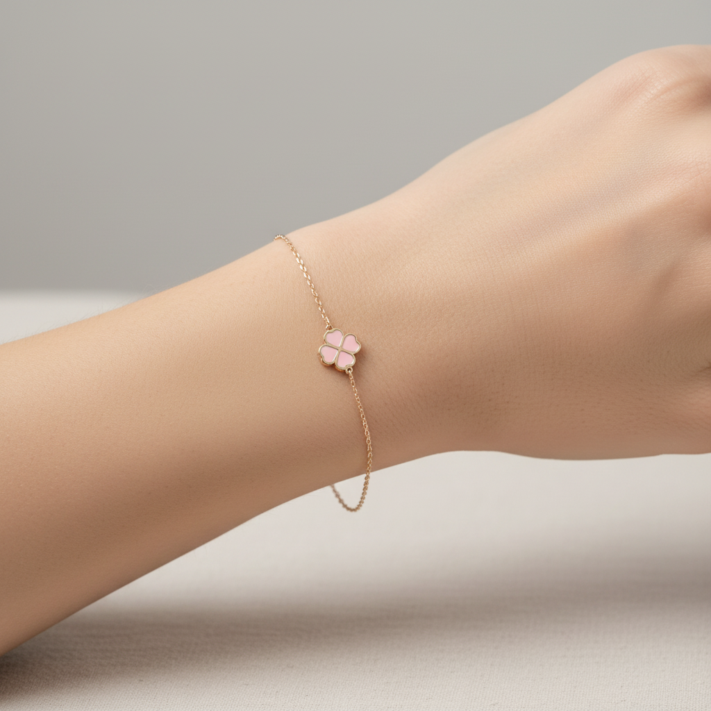 Bracelet en or jaune massif 14 carats avec rubis marquise