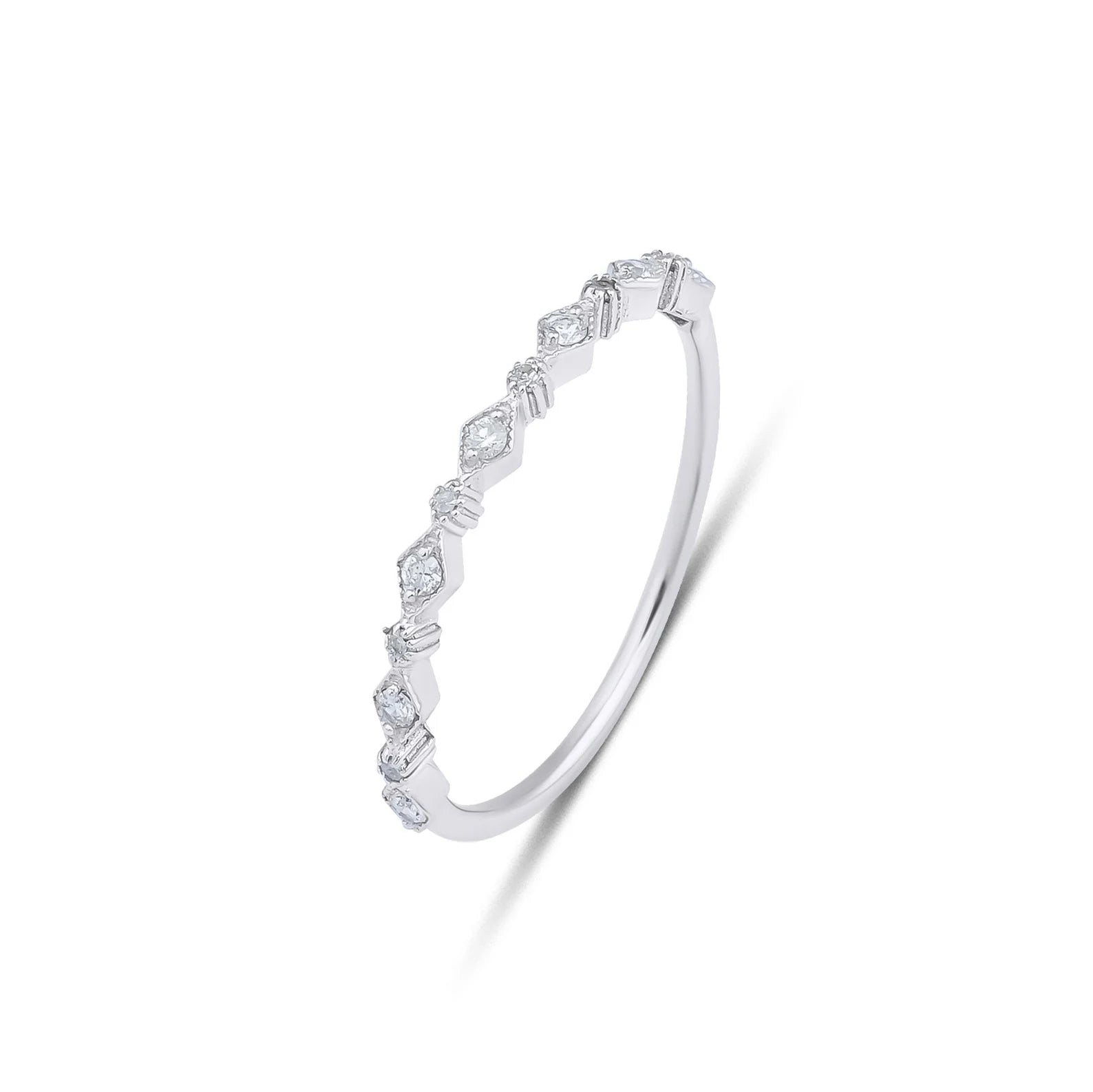 Bague diamant pour femme en or blanc 14 carats