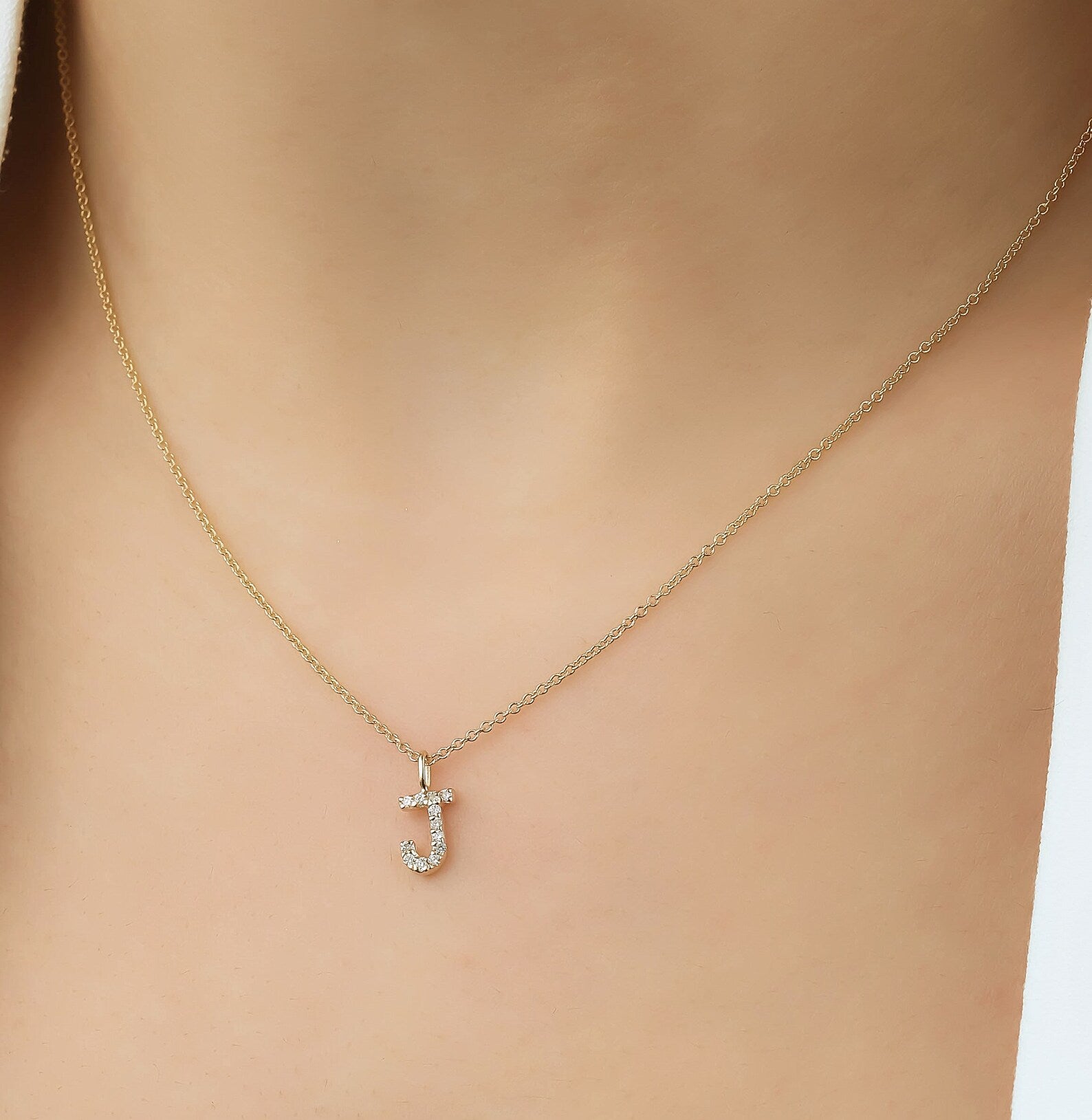 Collier initial en diamant en or jaune 14 carats, collier lettre J