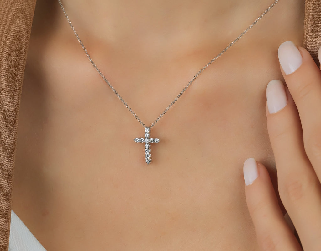 14K Solid White Gold 0.35 Carat Diamond Cross Necklace – LTB