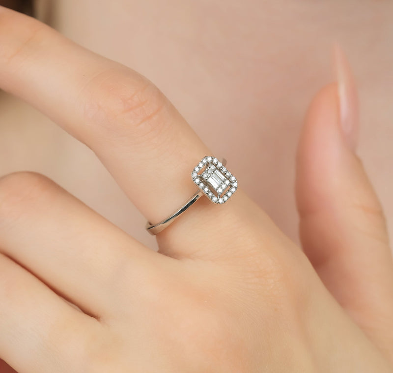14K White Gold Womens Baguette Diamond Ring