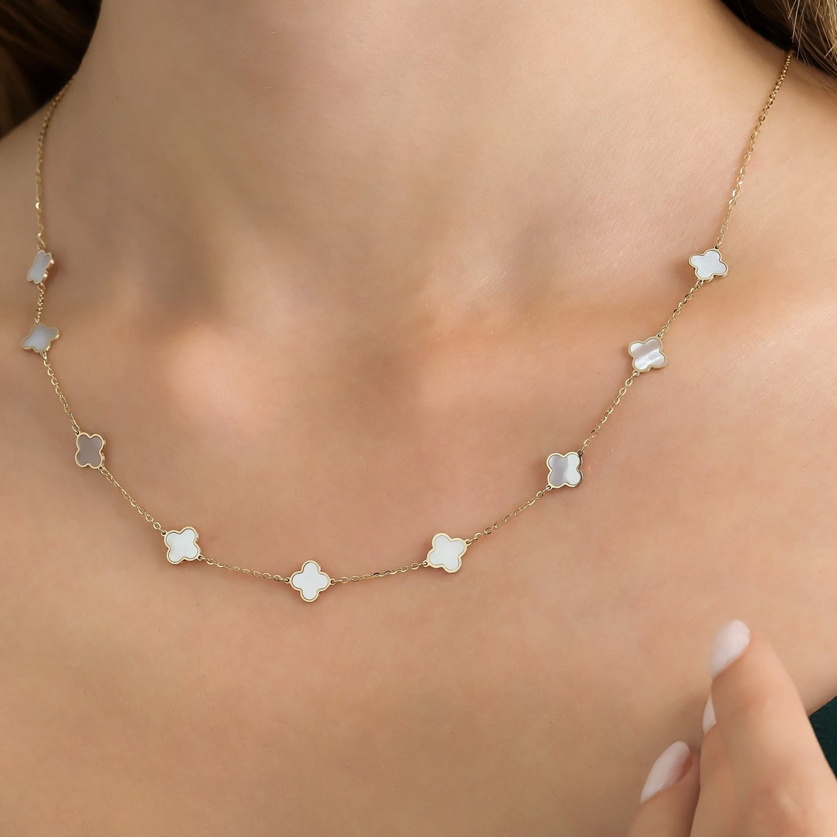 14K Yellow Gold Mother of Pearl Station Four Leaf Clover Necklace