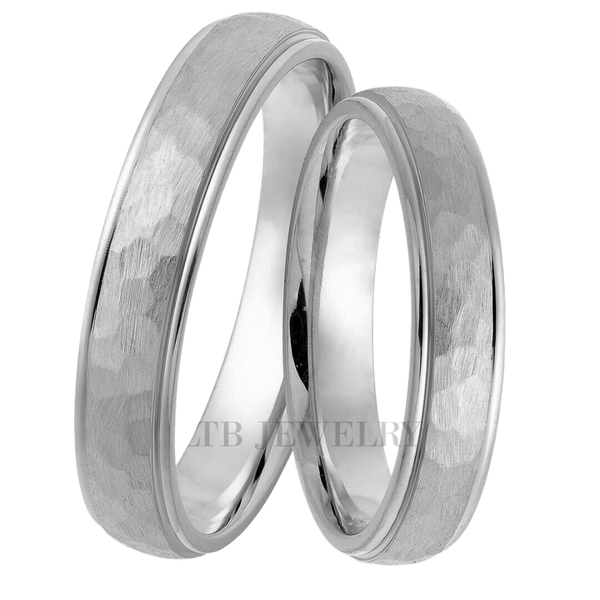 Hammered Finish His and Hers Platinum Wedding Bands Set