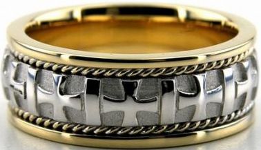 Handmade platinum and 18K yellow gold men's wedding band with shiny finish and rope braided design, 8mm wide.